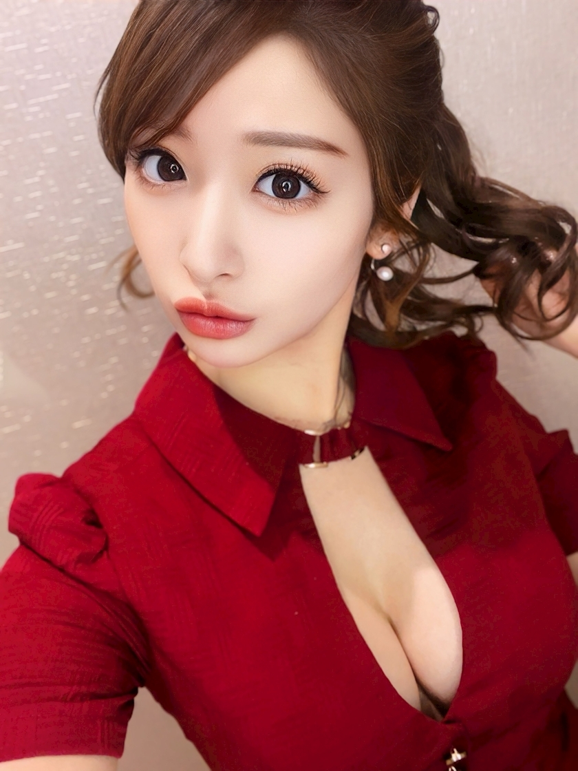 美波 あいか