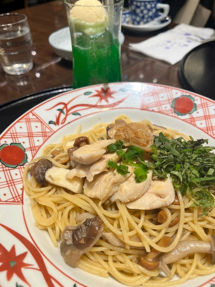高槻 かえで