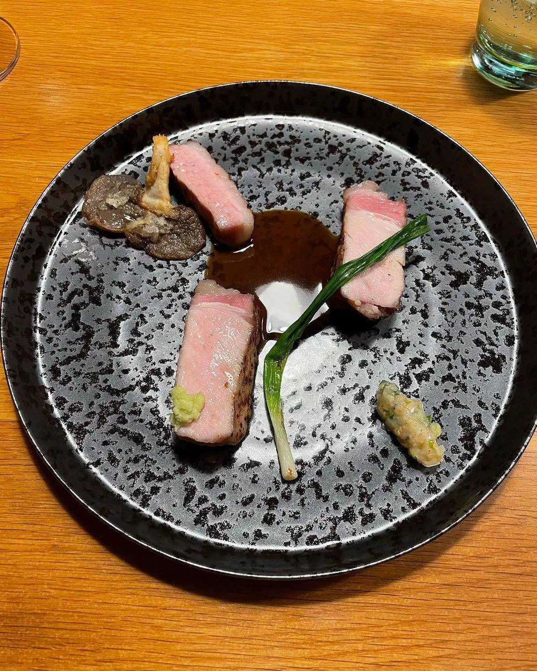 麻貴