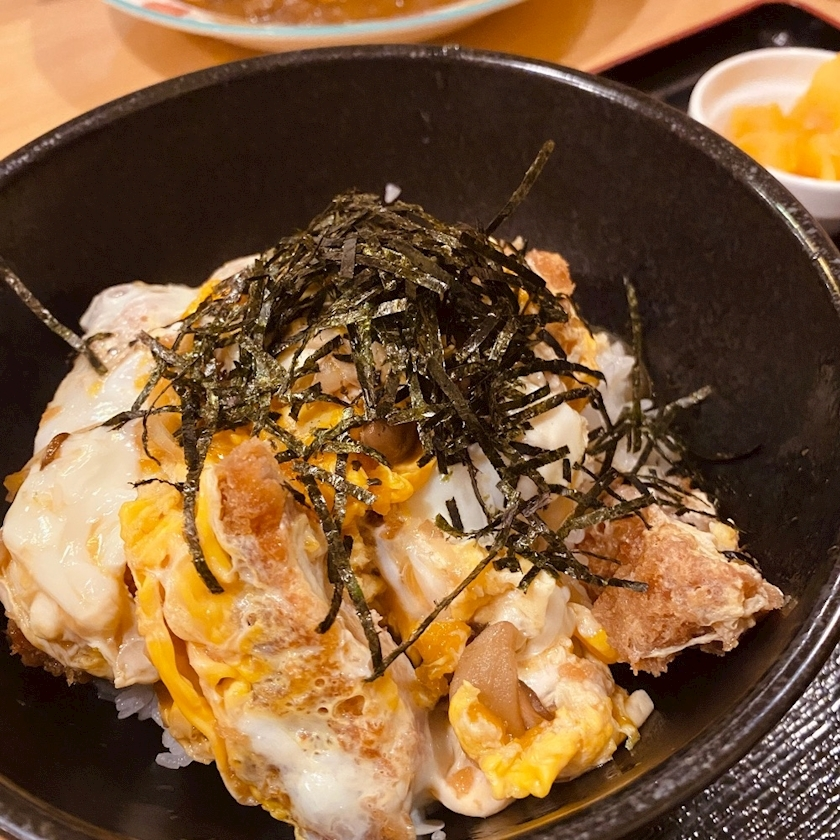美吉 アユム