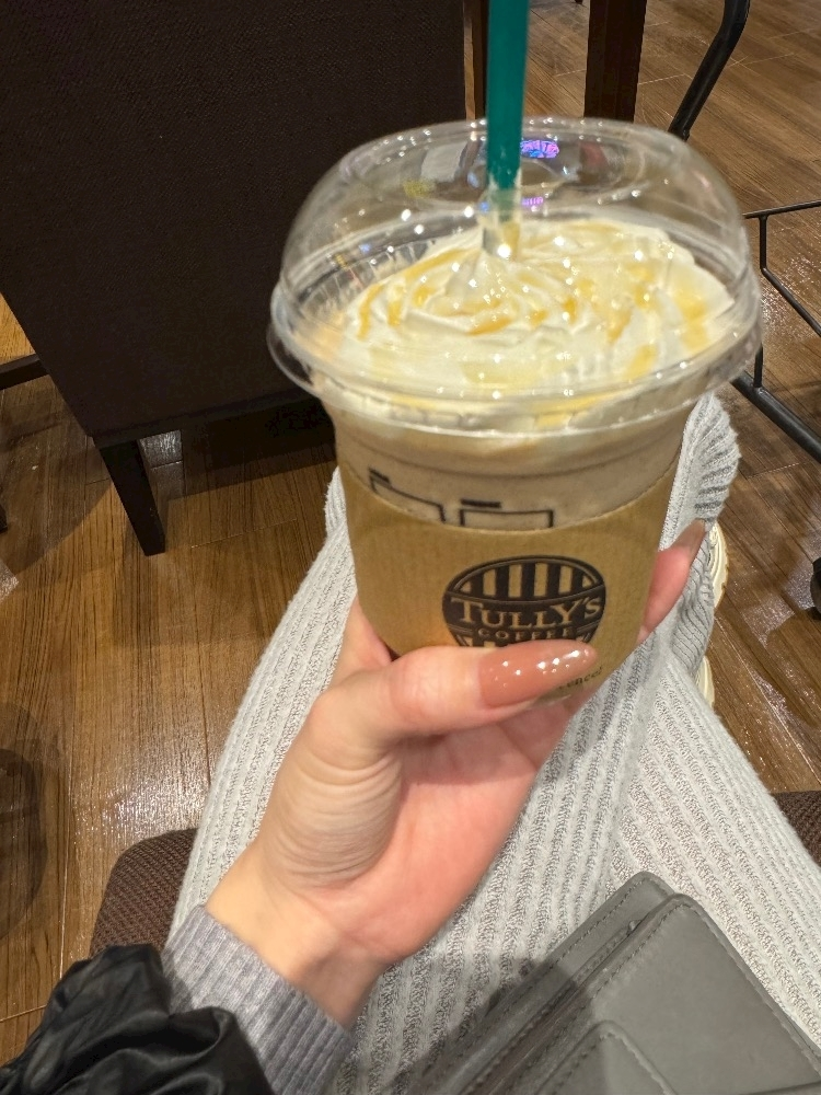 葉山 ゆうり