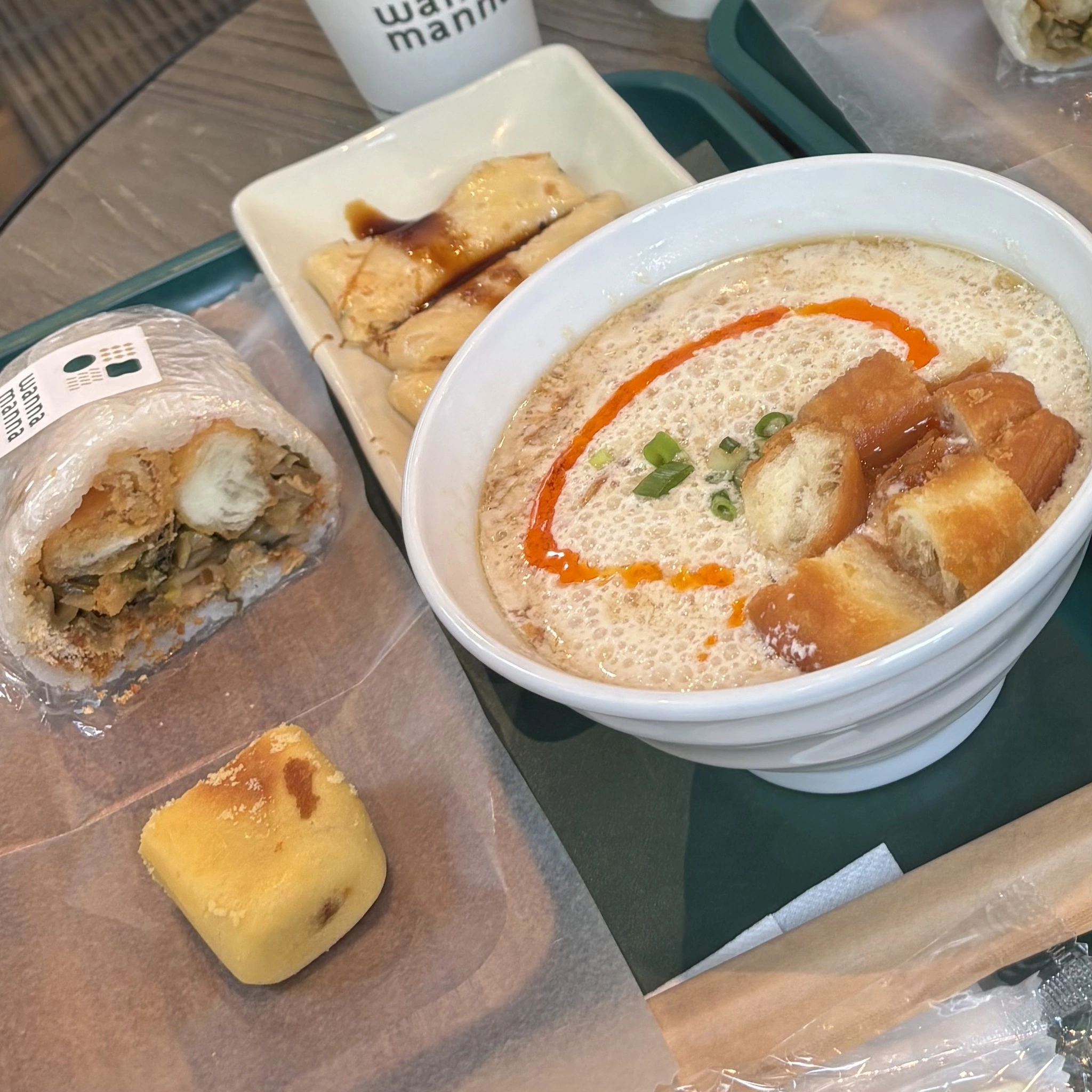 みあ