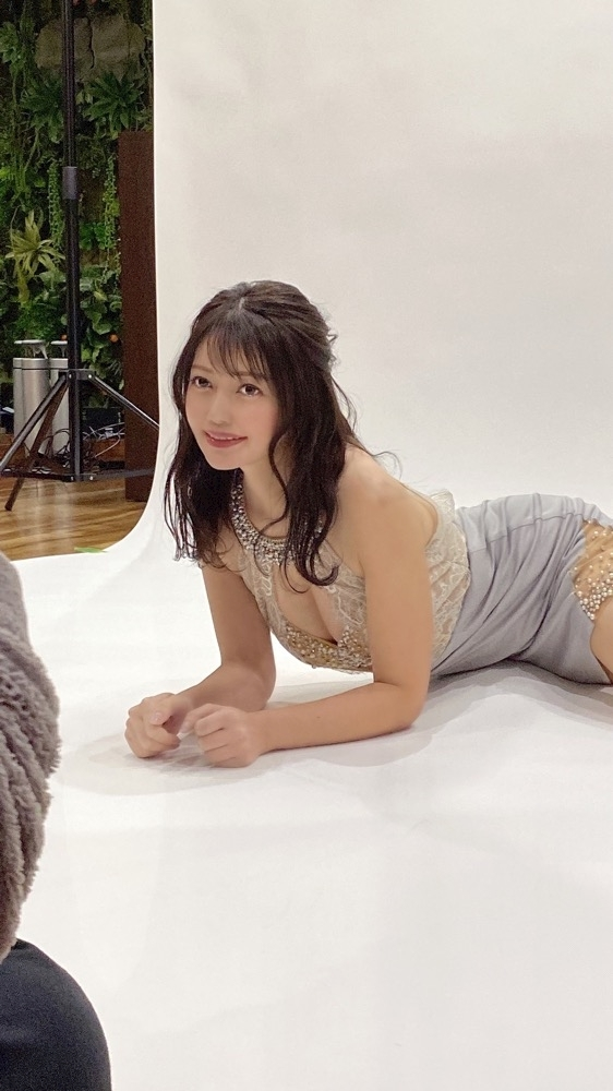 妃 えりな