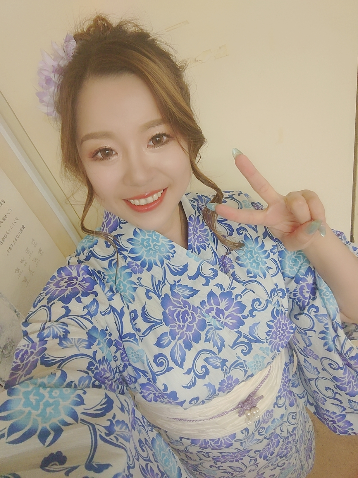 えみり