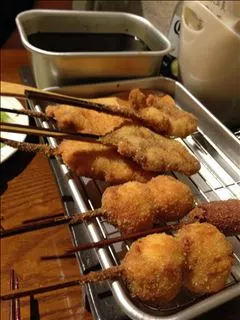 愛羽 仁美