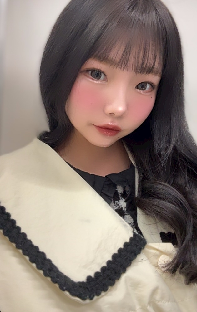 あみな