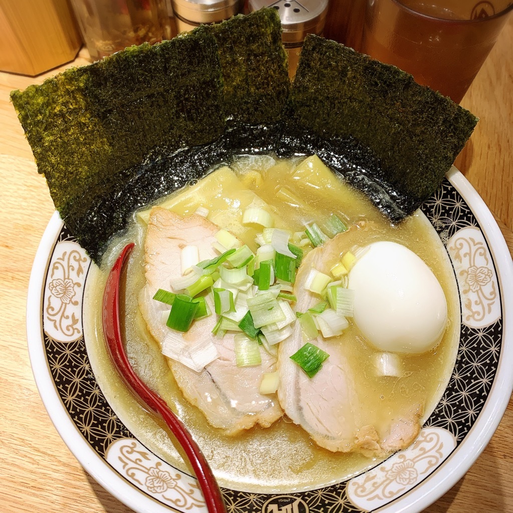 愛莉
