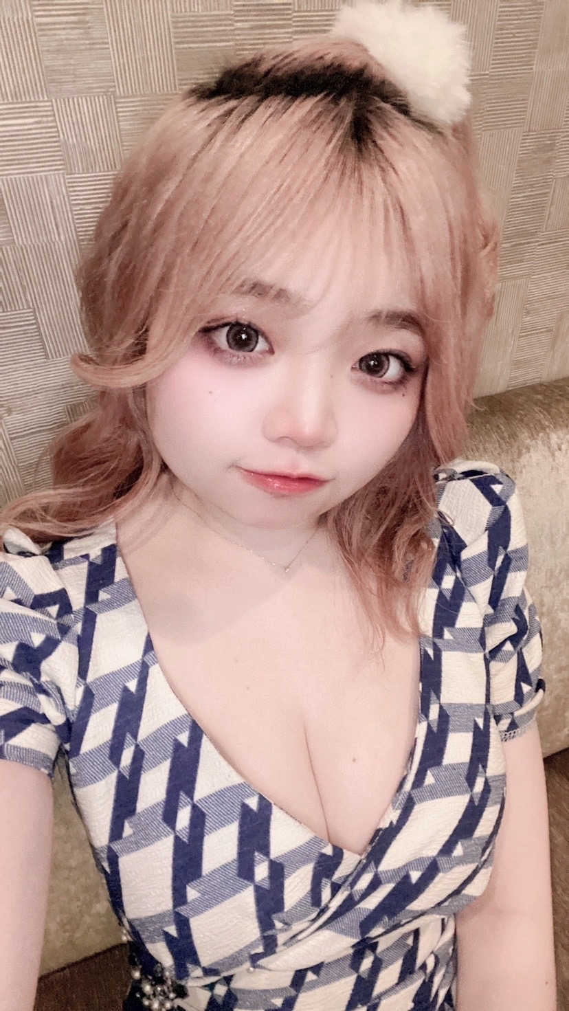 美吉 アユム