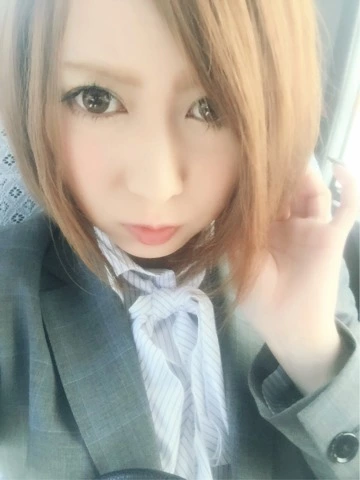 蓮見 リア
