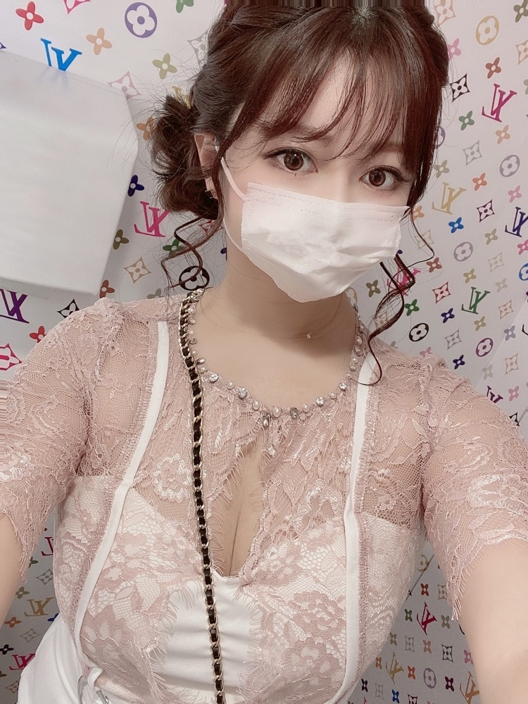 妃 えりな