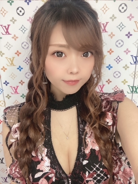 夏樹 あや