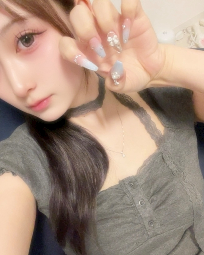 真白 あい