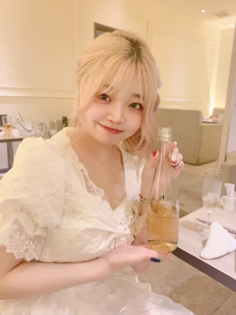 美吉 アユム