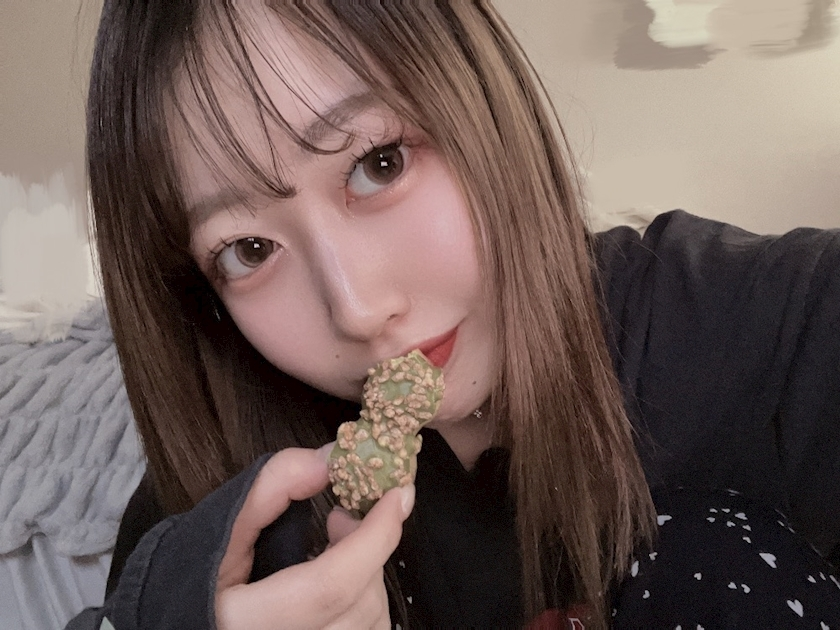 乙川 ゆあ