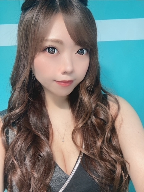 夏樹 あや