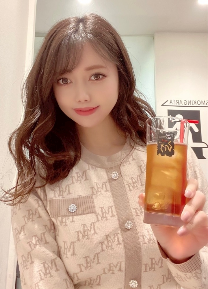 妃 えりな
