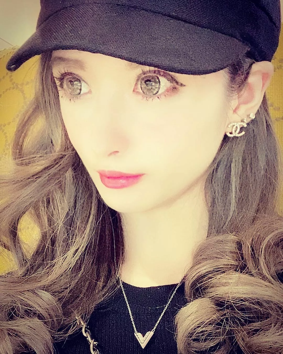 一咲 エム