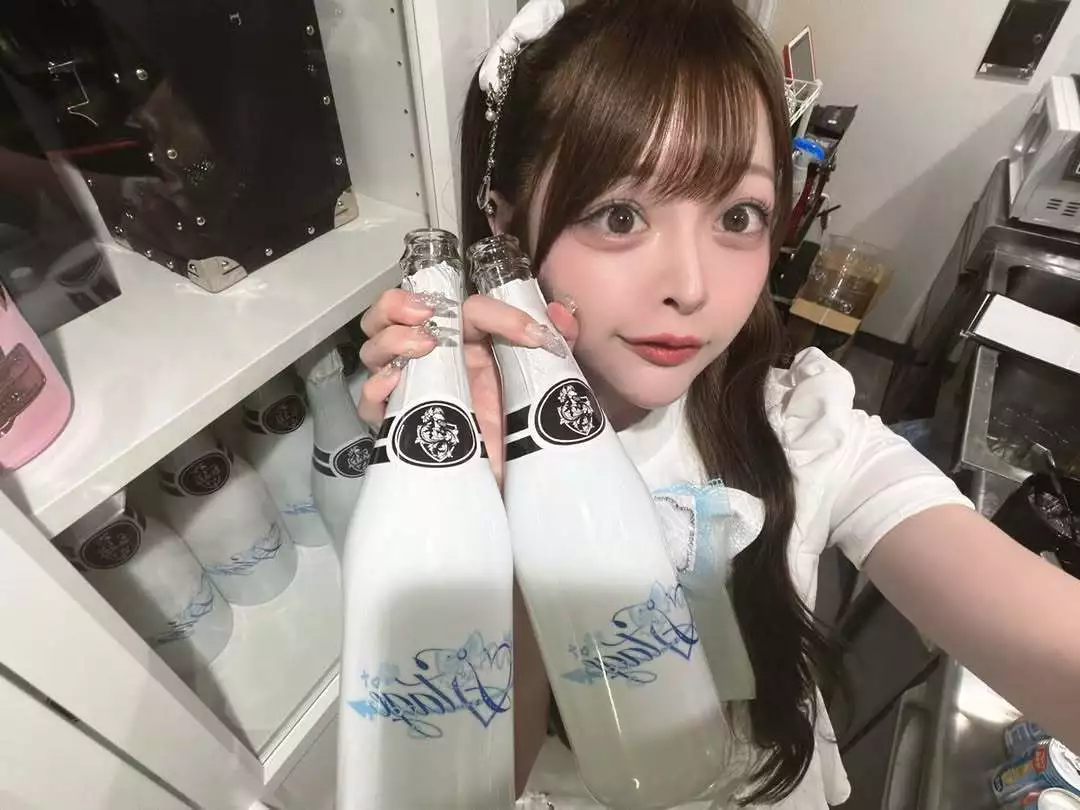 ももにゃ
