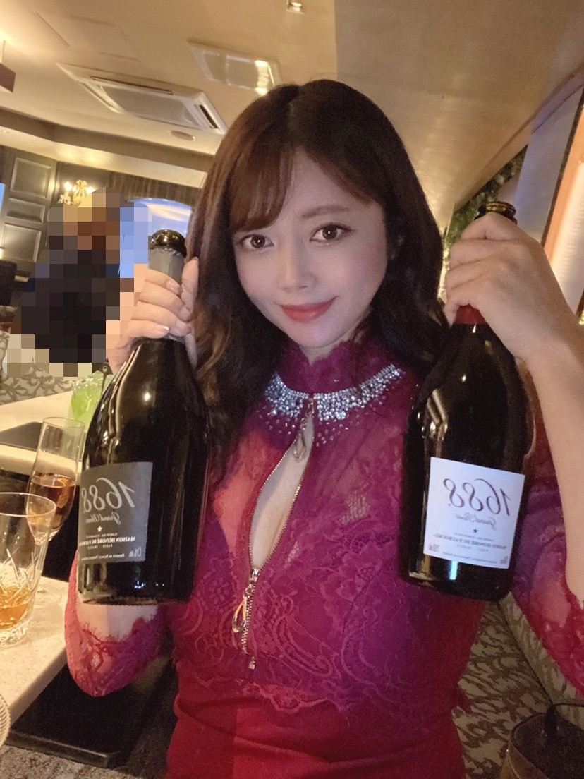 妃 えりな