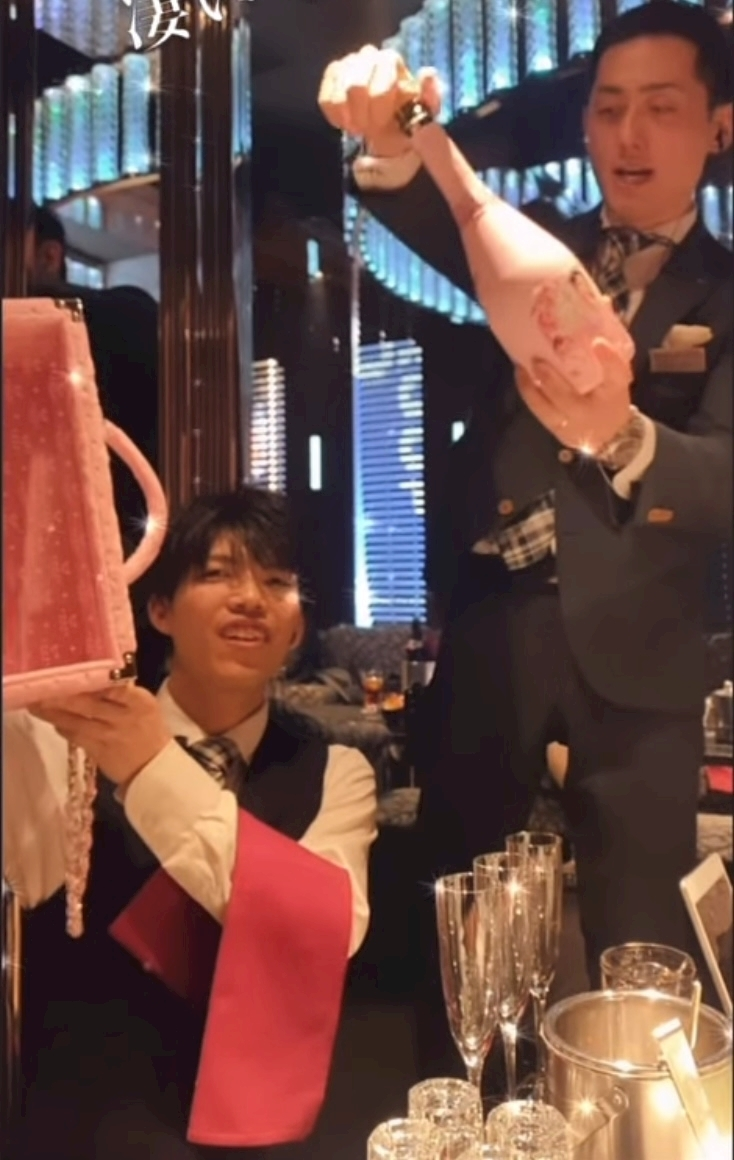 七瀬 みずき