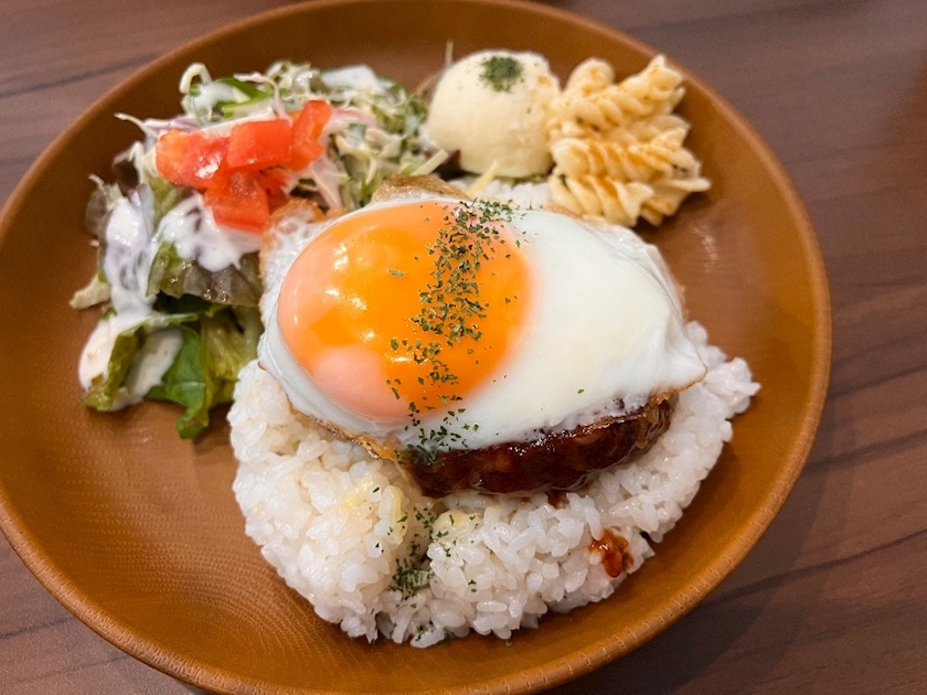 めい
