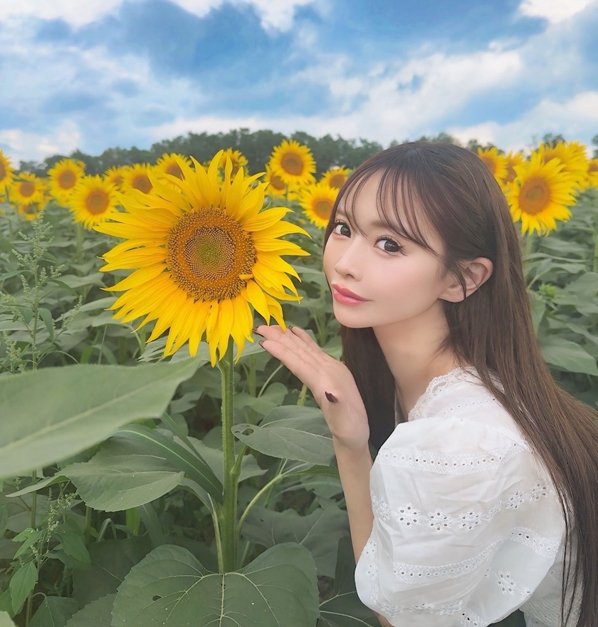 葉月 りほ