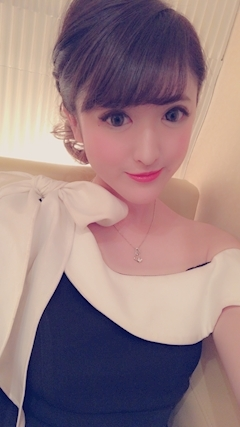 安達  美袮
