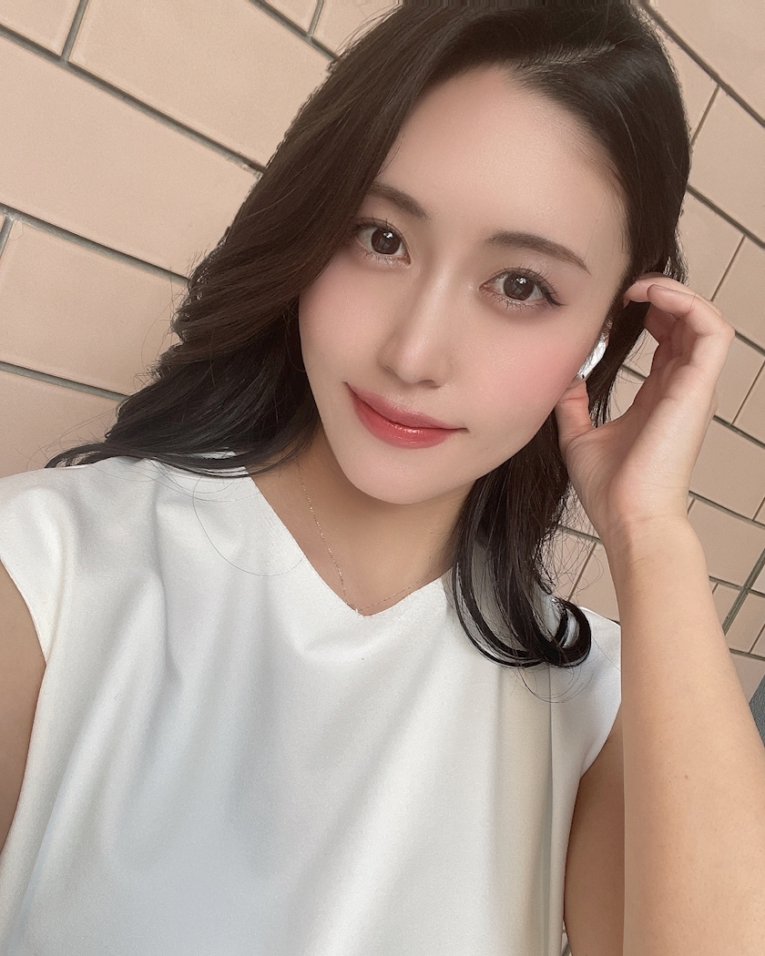 泉 りさ