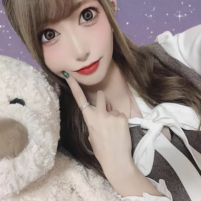 水城 りあ