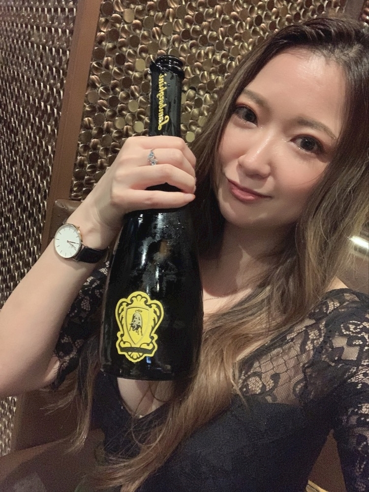まりな