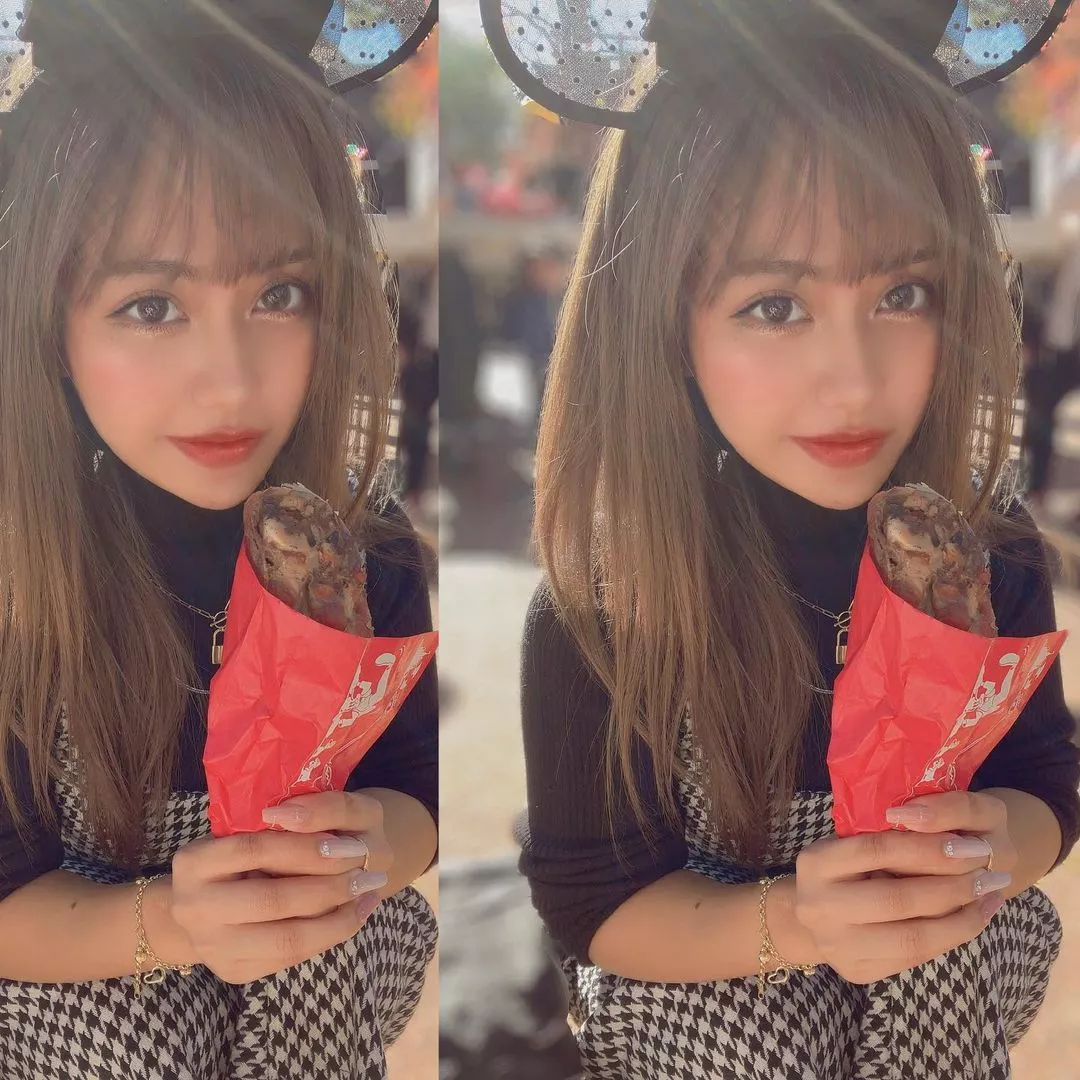ニナ
