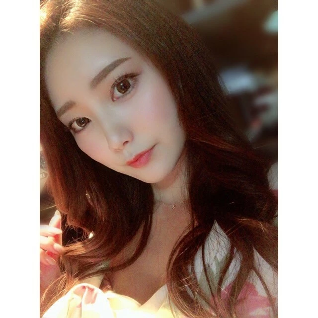 桜庭 えれな