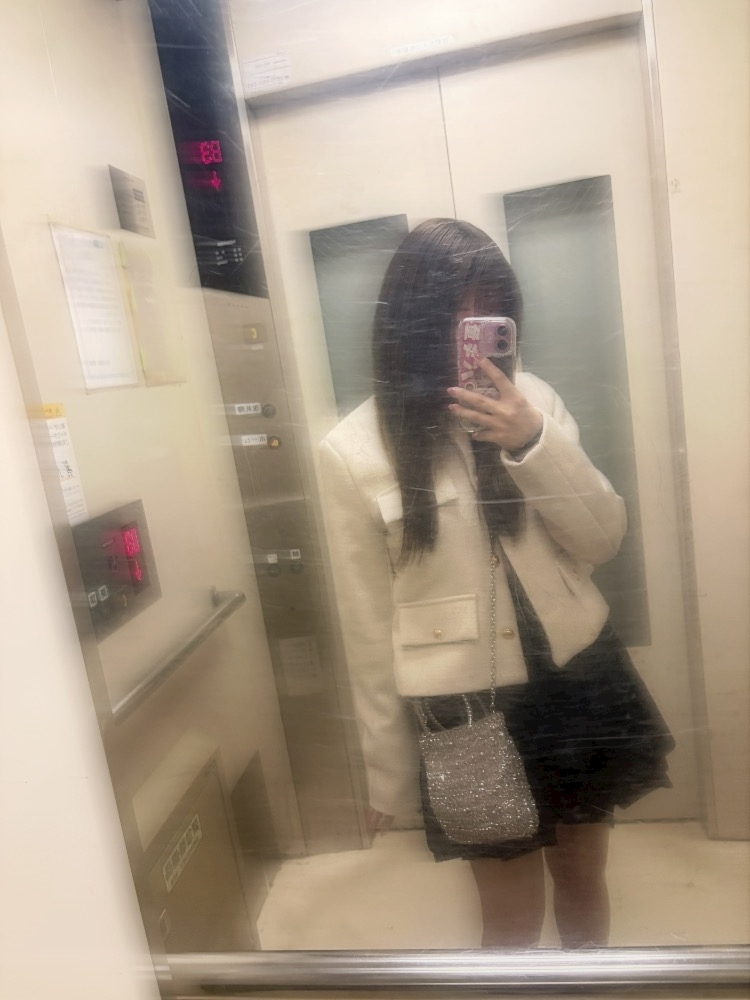 あみな
