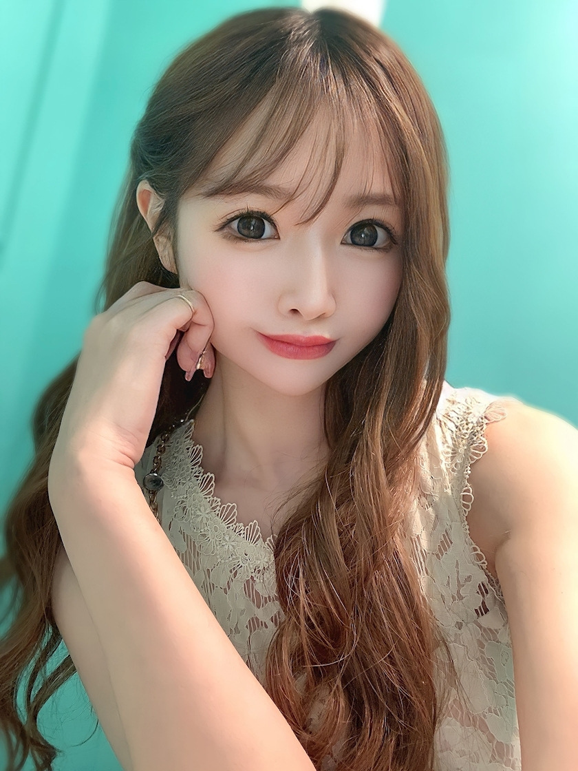 葉月 りほ