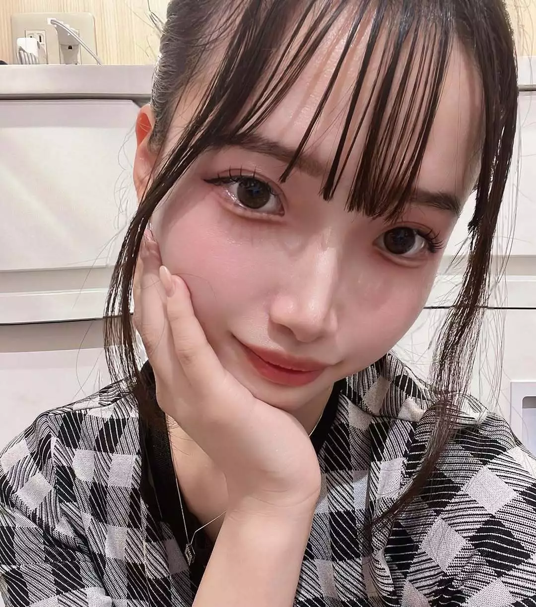 みいな