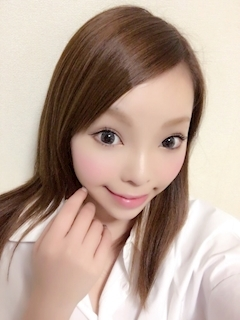 城戸 ひなの