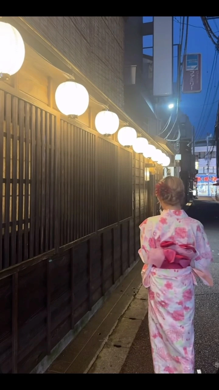 みあ