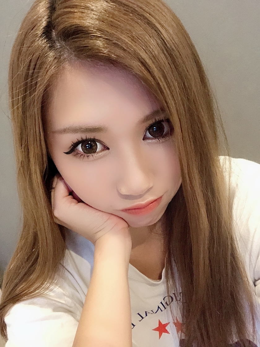 愛沢  咲姫