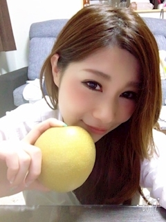 愛羽 仁美