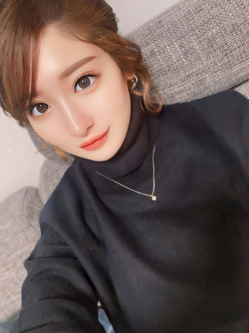 美波 あいか