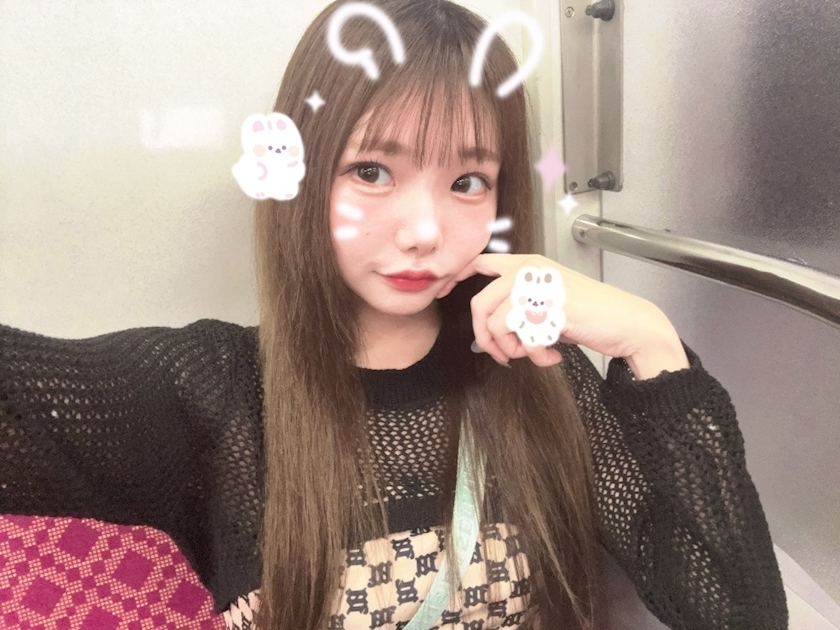 あみな