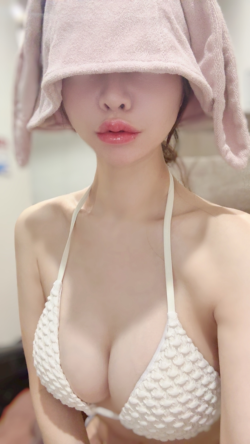葉月 りほ
