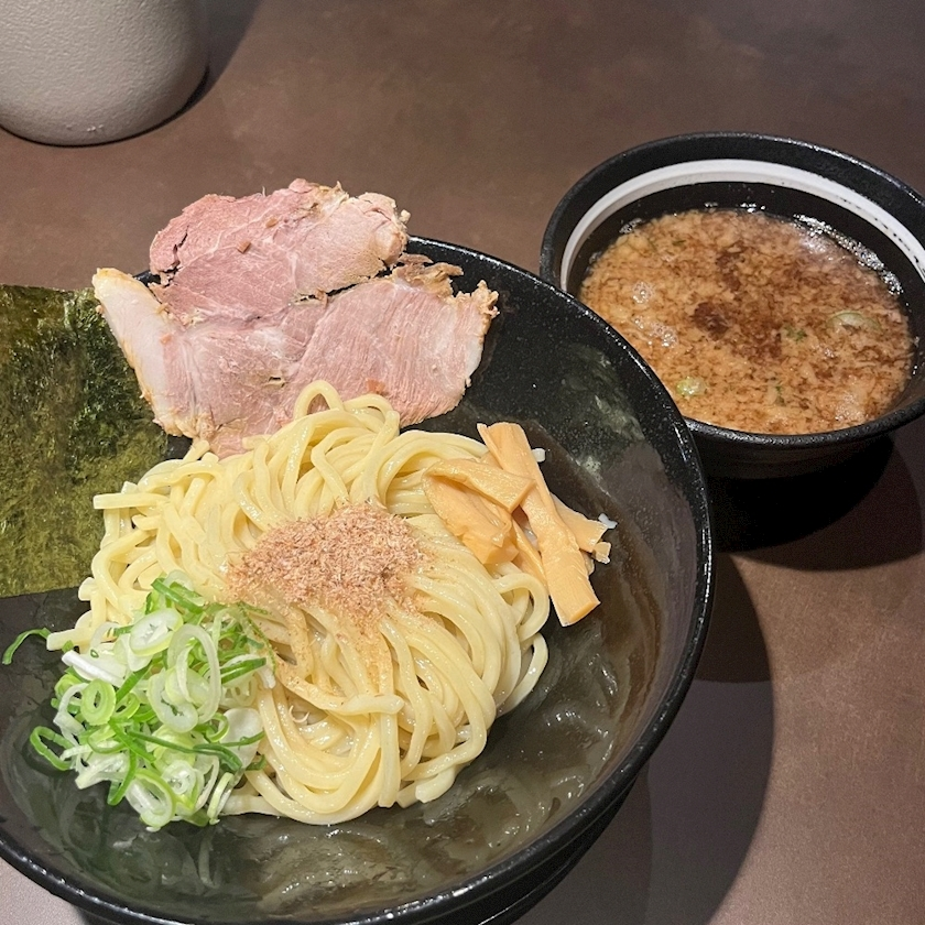 七瀬 なな