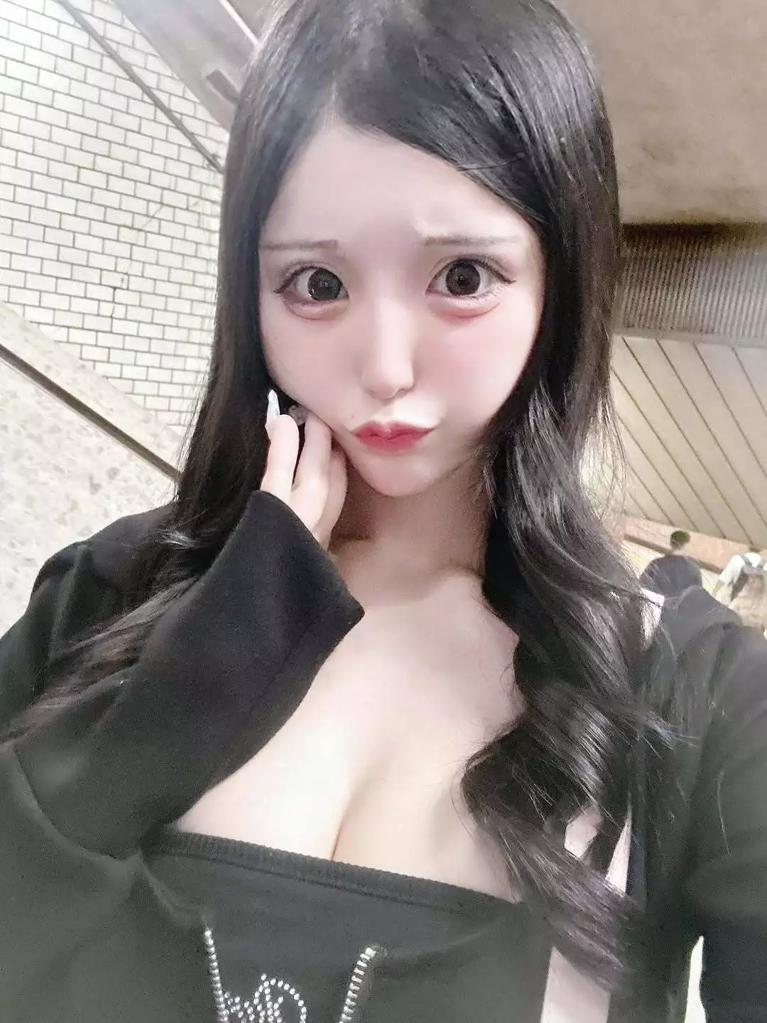 水無月 ゆゆ