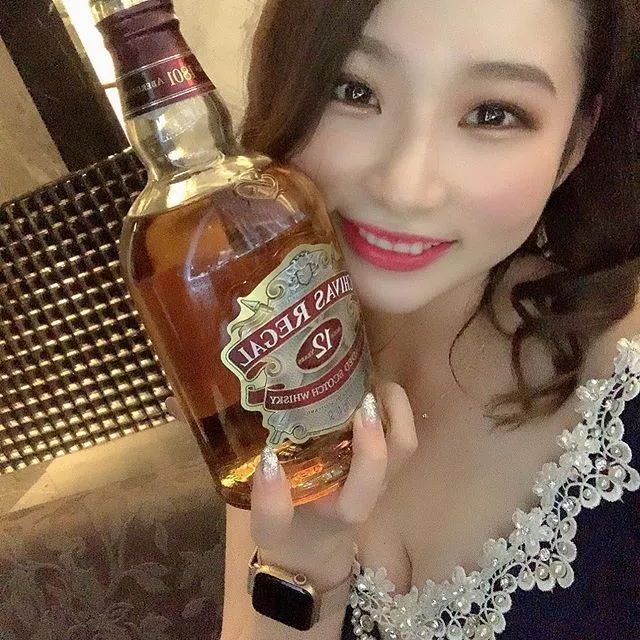 足立 はな