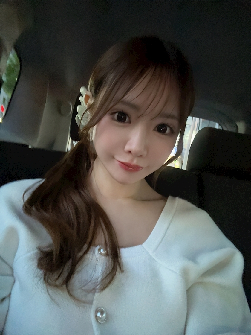 葉月 りほ