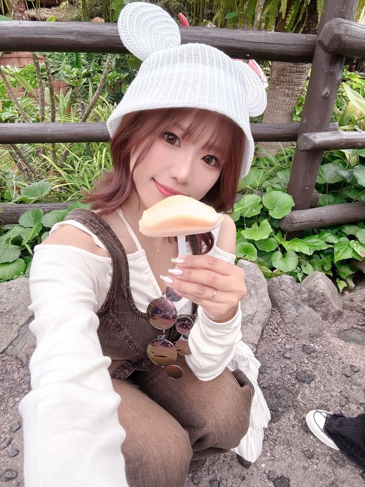葉月 ひろみ