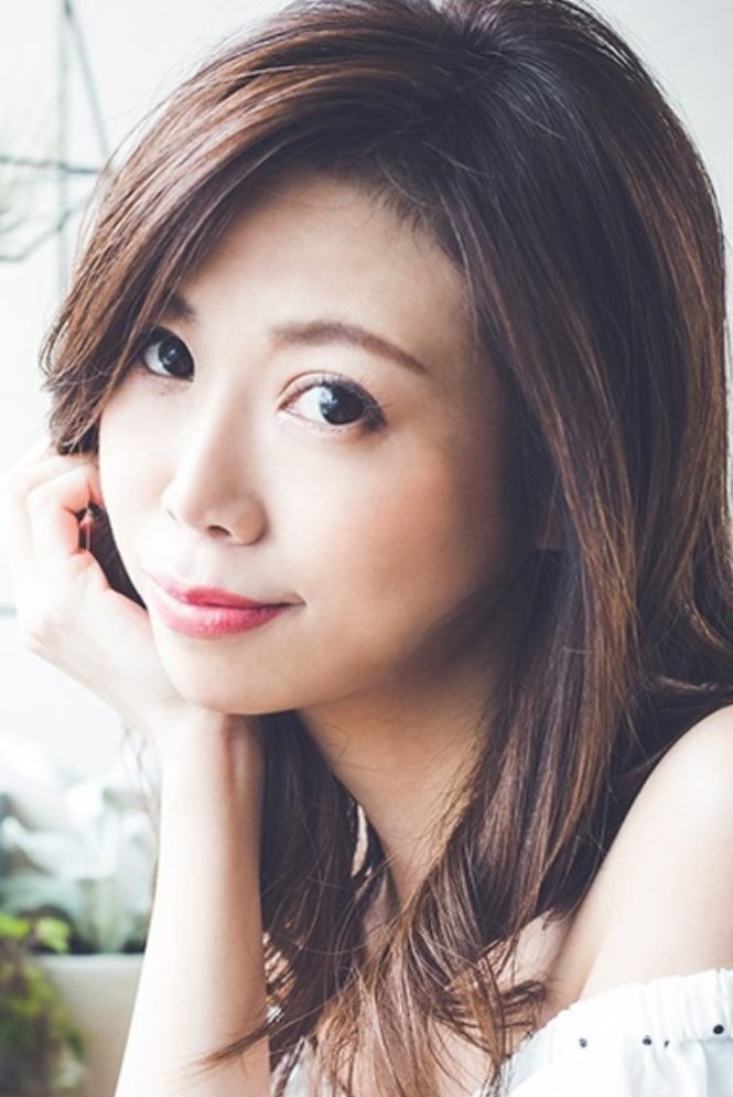 夏樹 あや