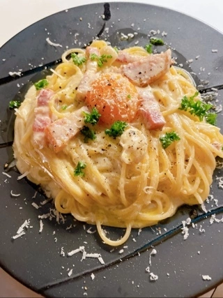宝條 夏恋