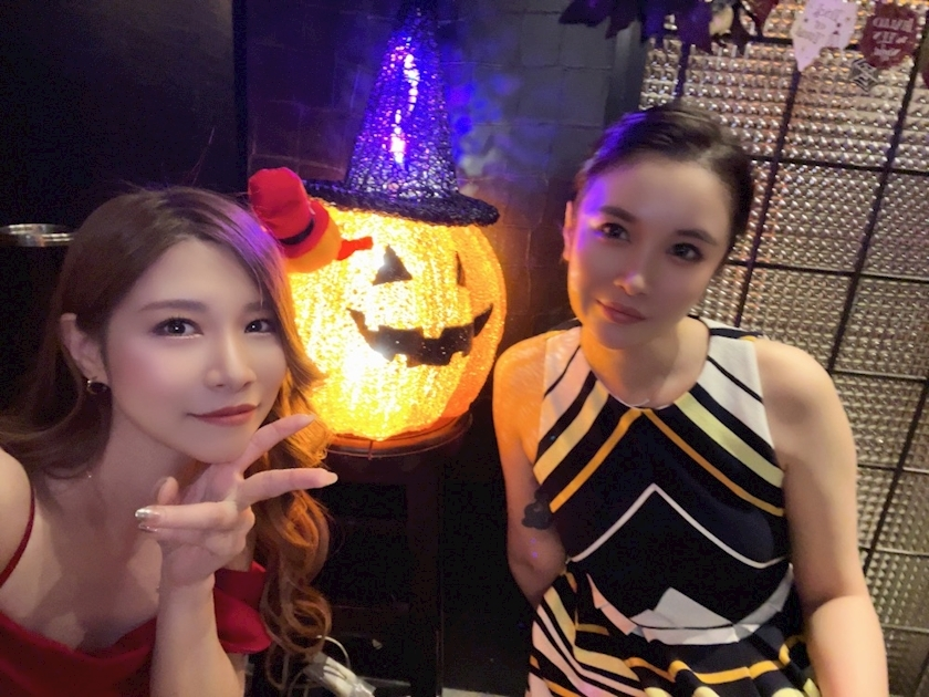愛羽 仁美